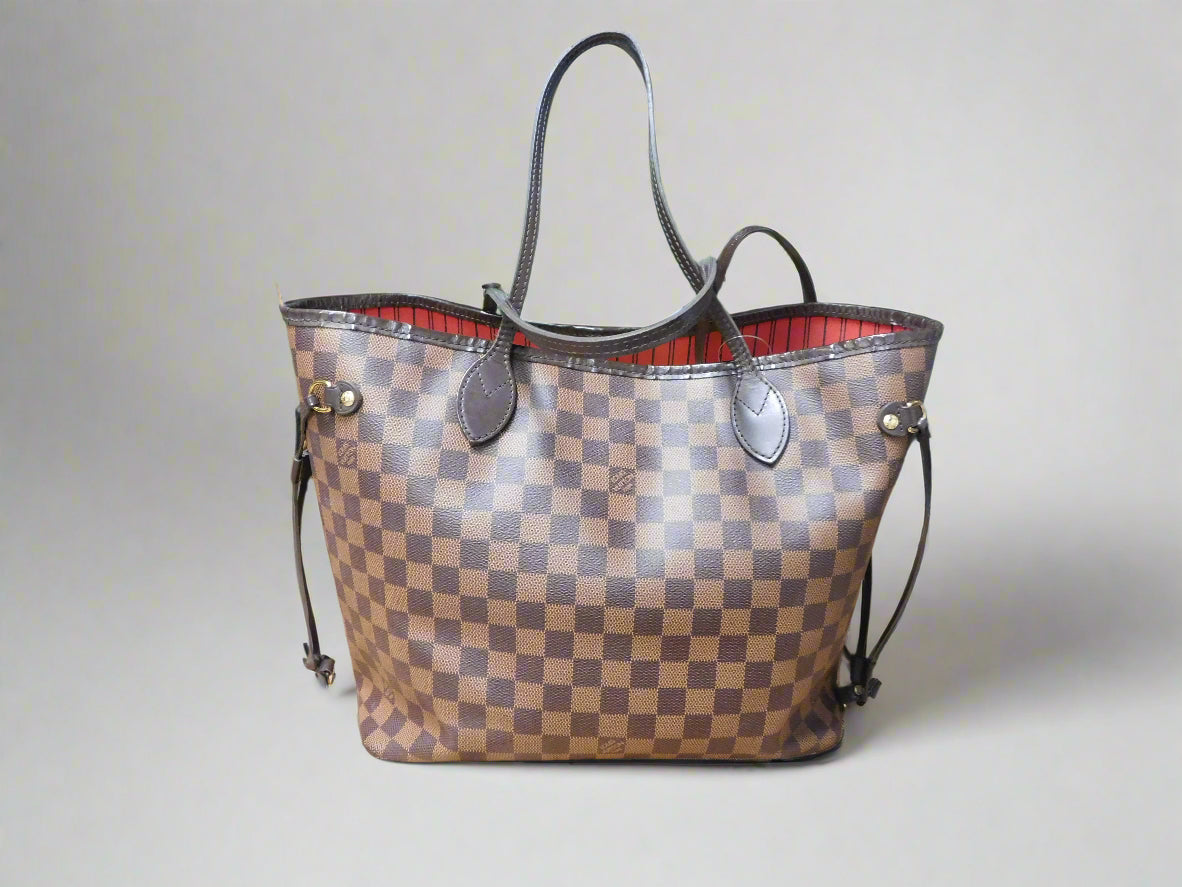 Neverfull MM Tote in Damier Ebene Canvas with Pouch.