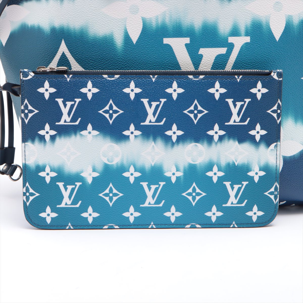 LV Escale 2020 Collection NeverFull ombre bag  Ombre bag, Louis vuitton, Louis  vuitton bag neverfull