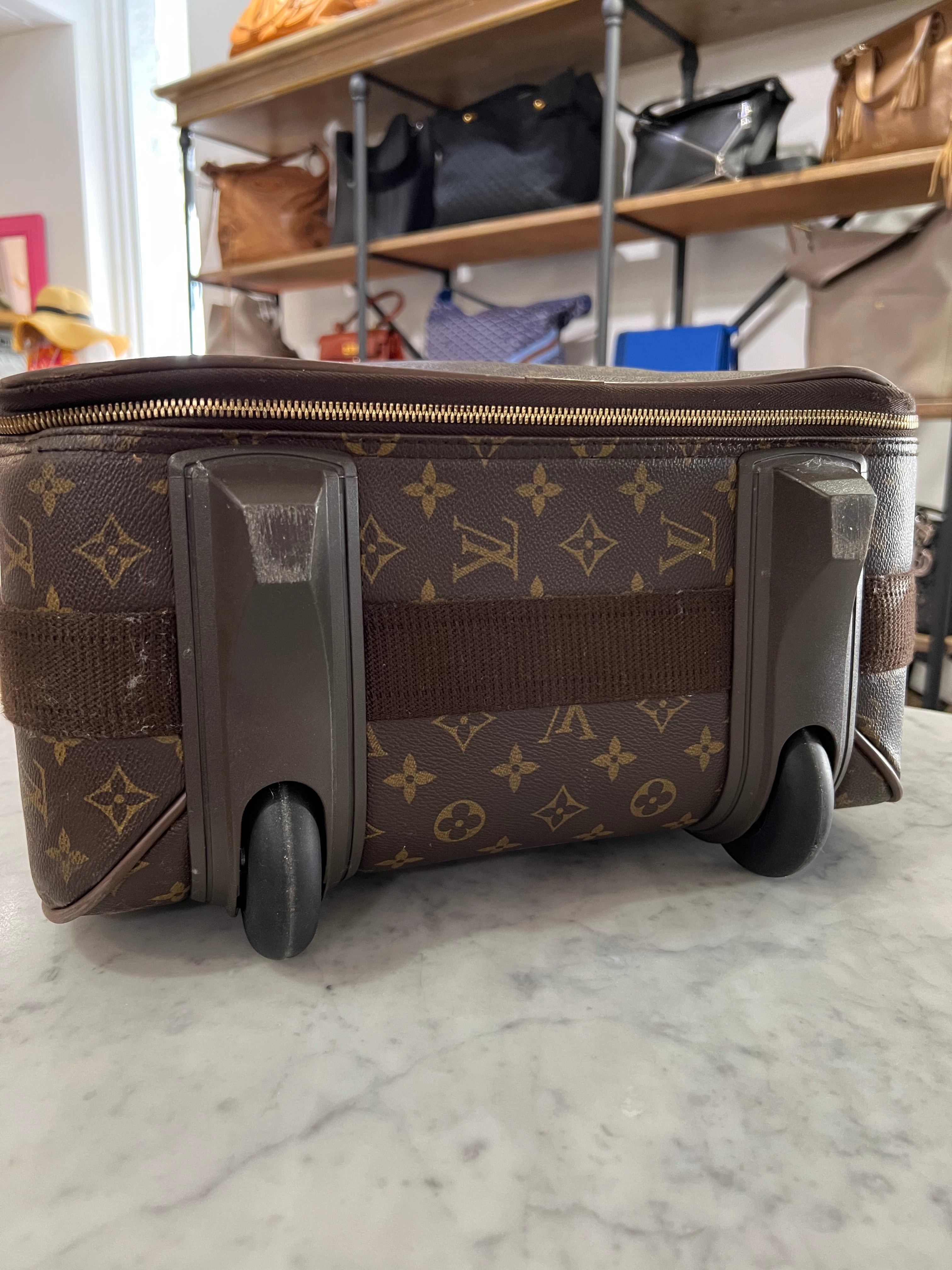 Authentic Louis Vuitton monogram Pegasus 55 Suitcase Luggage good condition
