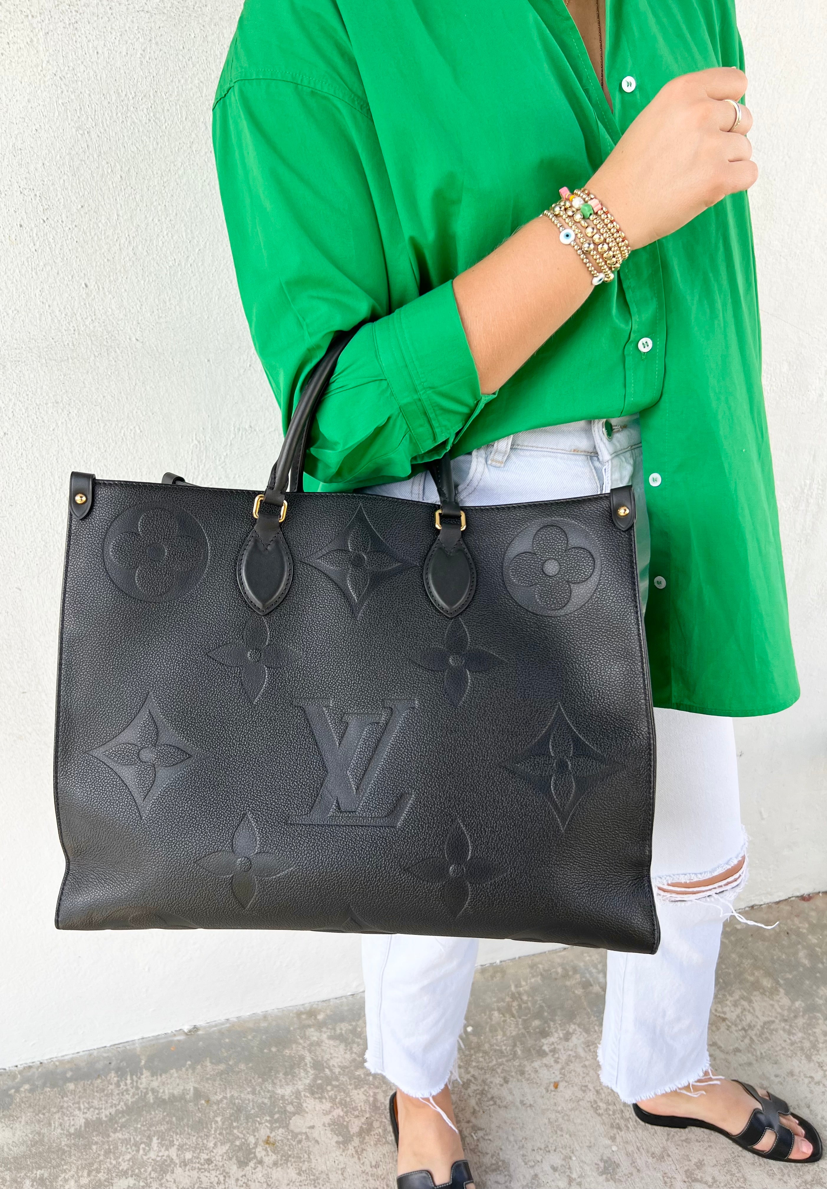 Buy Louis Vuitton Pre-loved LOUIS VUITTON On-the-go MM monogram